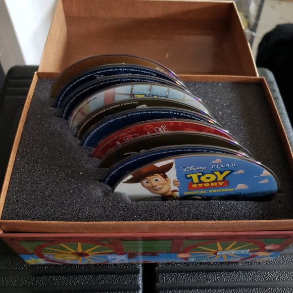Toy Story Ultimate Toy Box Collection (Blu-ray/DVD Combo + Digital Copy) - Picture 2 of 2
